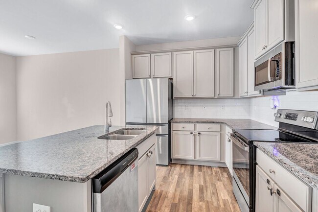 Foto del edificio - 585 McWilliams Rd SE