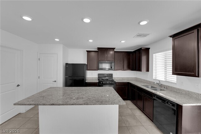 Building Photo - 6421 Broadcloth Ct