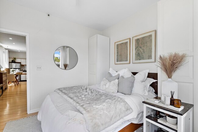 Foto del edificio - 711 Willow Ave