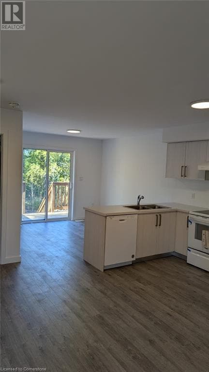 Building Photo - 139 HighRiver Trl