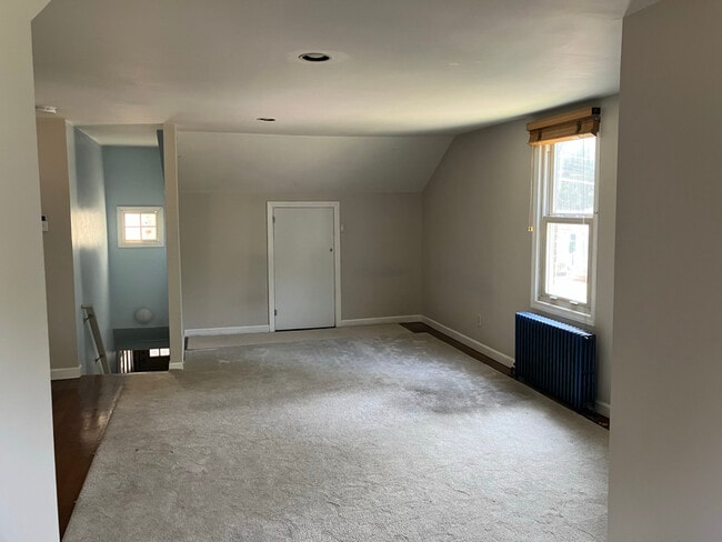 Building Photo - 126 Clover Hill St