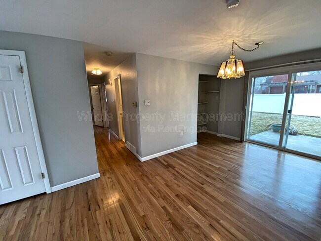 Foto del edificio - 10640 W 62nd Pl