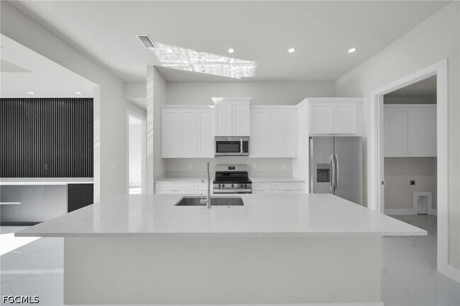 Foto del edificio - 2913 14th St W