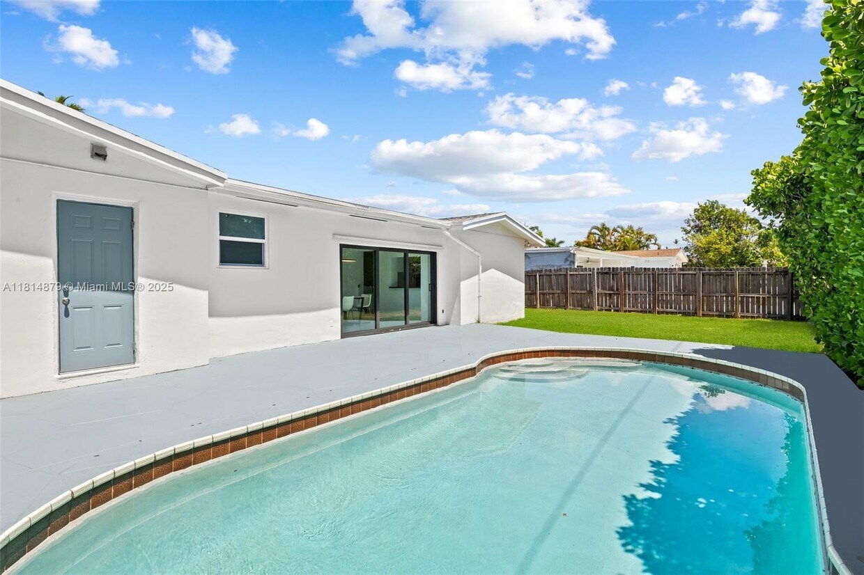 Foto principal - 20515 NE 19th Ct
