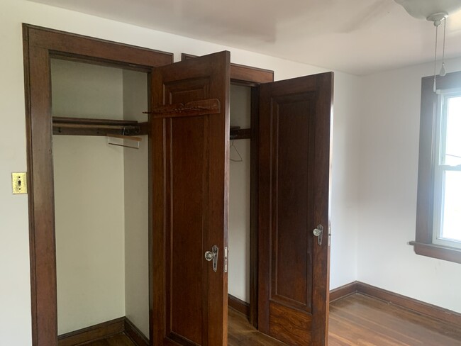 Closets in main room. - 1712 Summit Lake Blvd