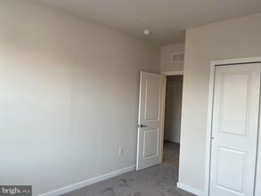 Building Photo - 773 Platinum Dr