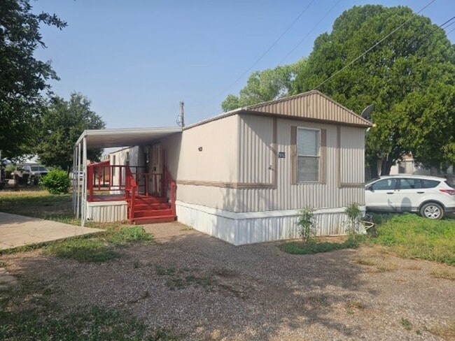 Foto del edificio - Single Wide mobile home in El Rio