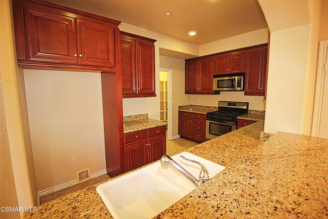 Building Photo - 2395 Chiquita Ln