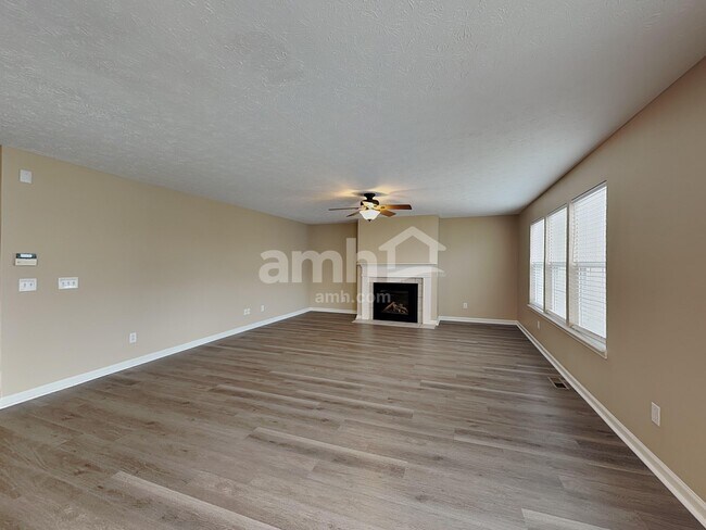 Foto del edificio - 1455 Stormhaven Way