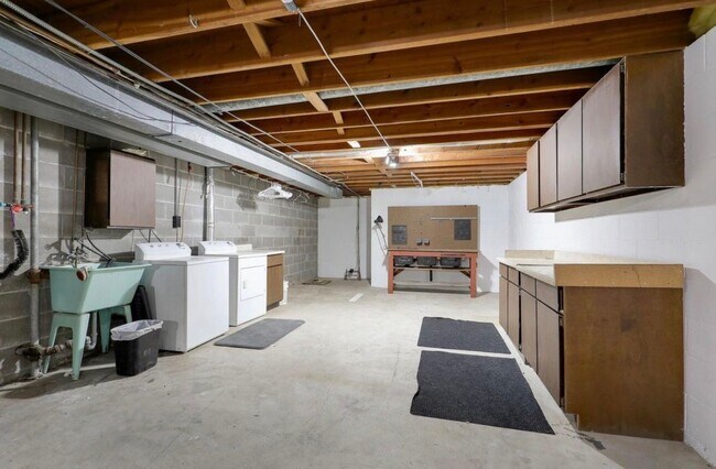 Foto del edificio - 728 6th Ave S