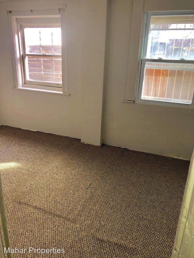 Building Photo - 2 br, 1 bath Apartment - 28 Myrtle Ave