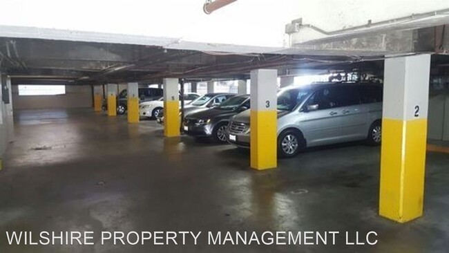 Foto del edificio - 701 S Hobart Blvd
