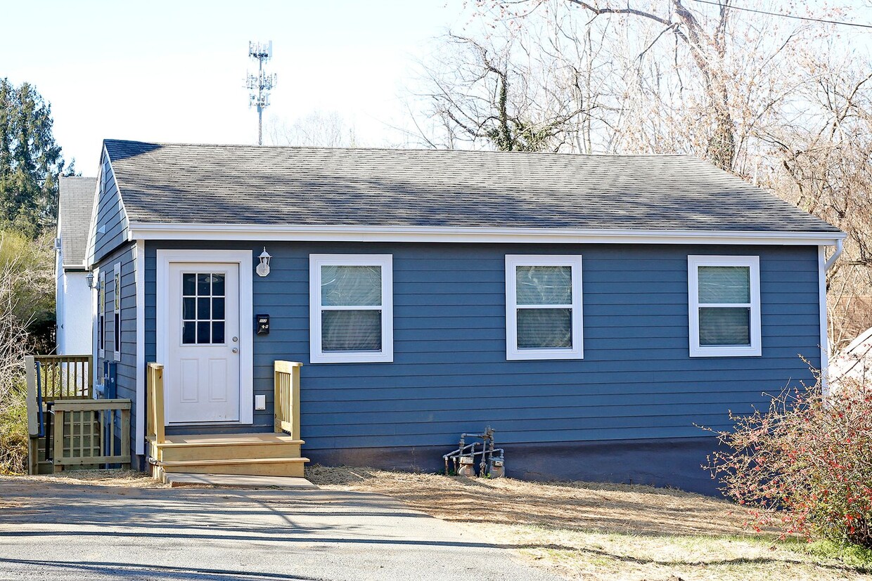 Foto principal - 502 Stonehenge Ave
