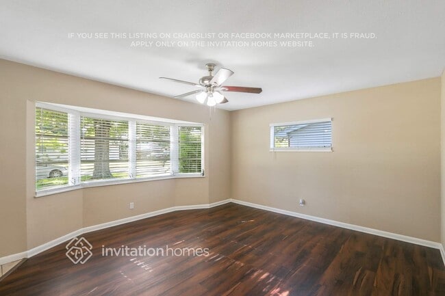 Foto del edificio - 11298 92nd St N