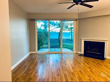 Foto del edificio - 1309 Cranbrook Ct