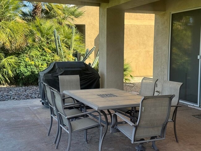 Building Photo - 43387 St Andrews Dr