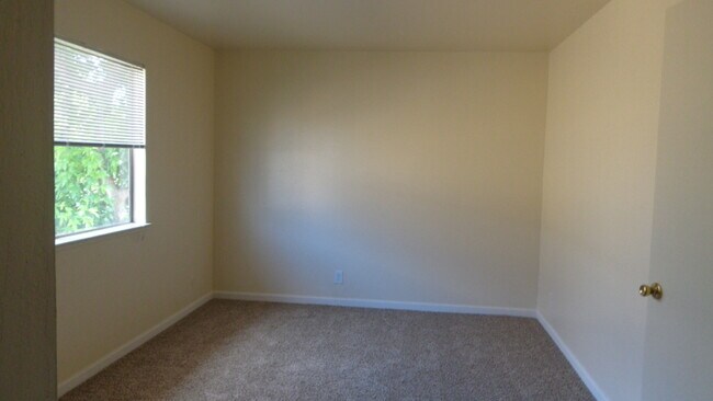 Foto del edificio - Nice Upgraded Condo