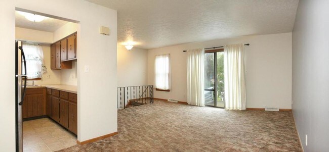 Foto del edificio - 1258 Pembrooke Drive, Unit D