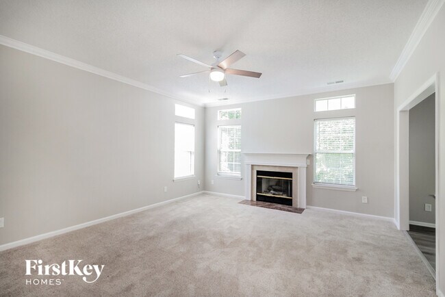 Foto del edificio - 1026 Weeping Willow Ln