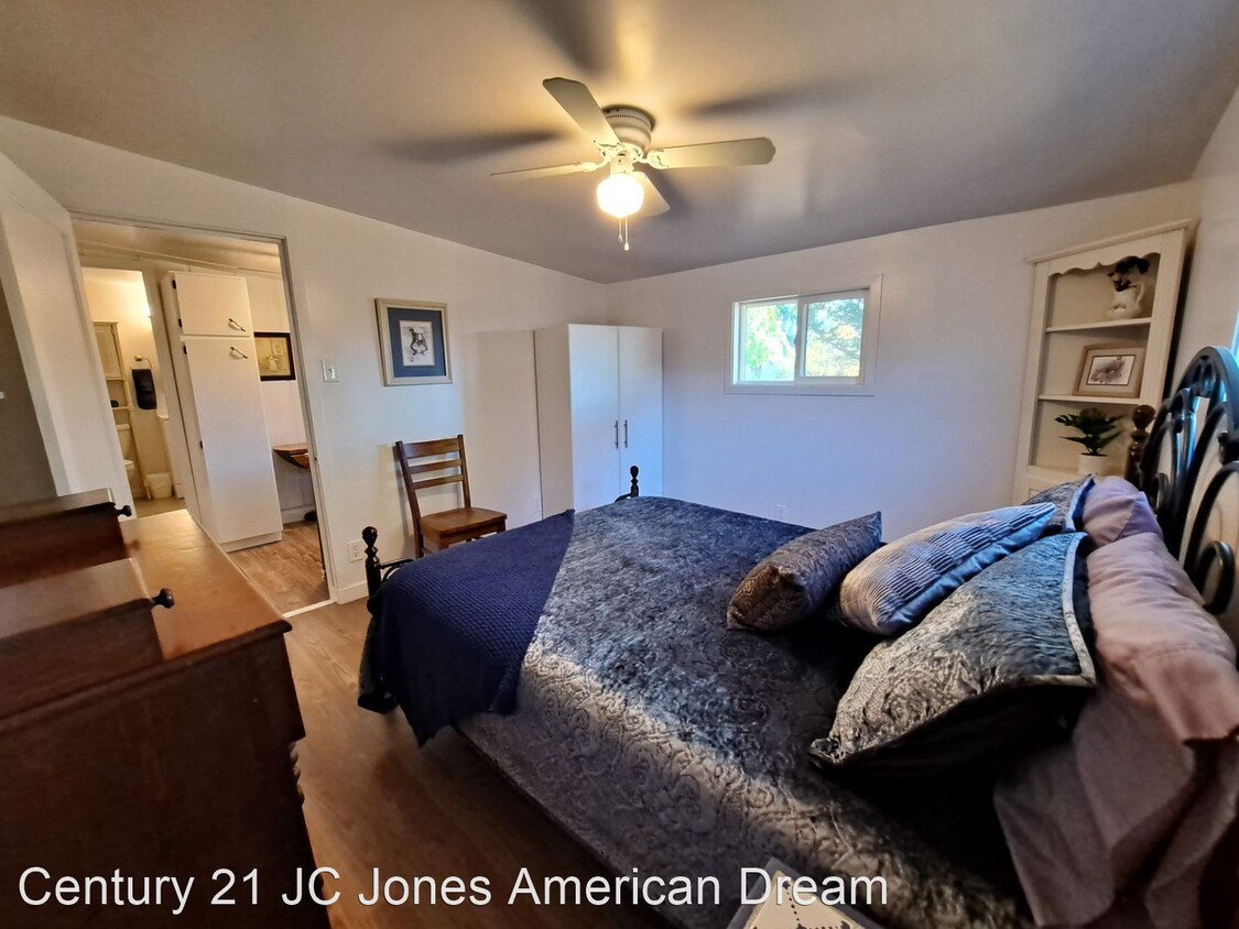 Primary Photo - 1 br, 1 bath House - 1429 NE Meier Drive