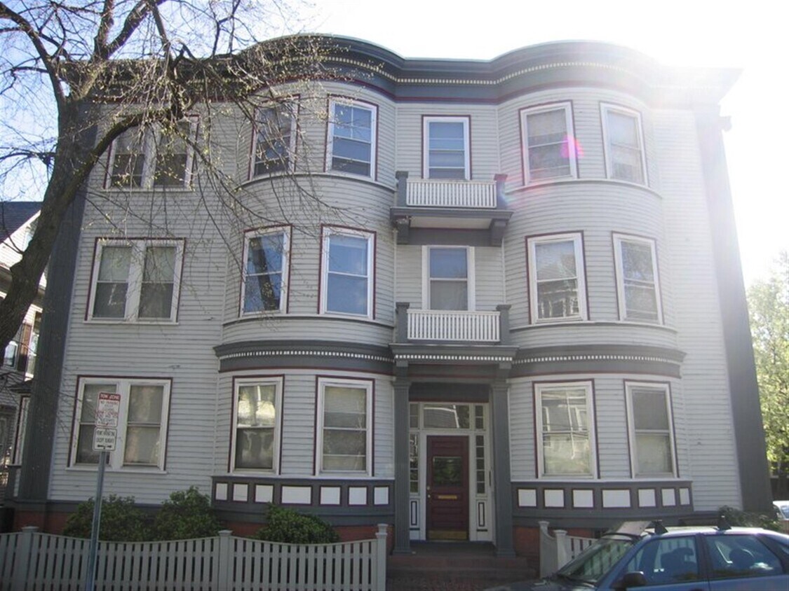 18 Sanborn Ave Unit 5, Somerville, MA 02143 18 Sanborn Ave Somerville