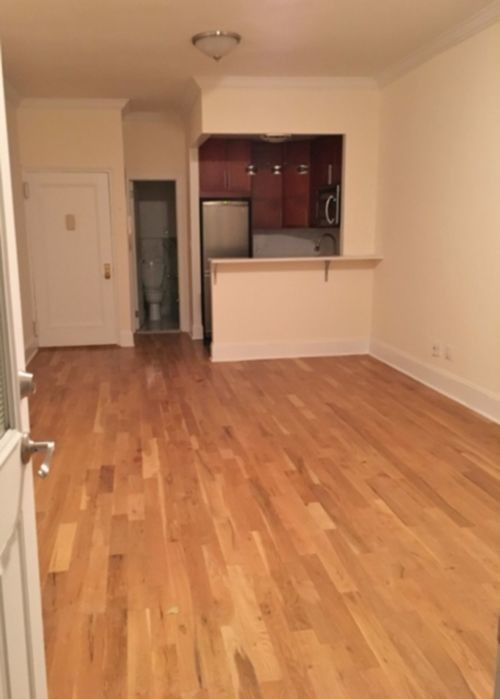 Building Photo - 416 W 56th St