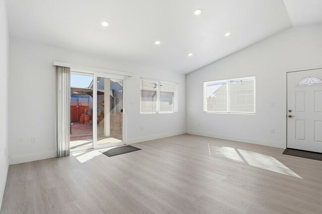 Foto del edificio - Just Built Two Bedroom Property!