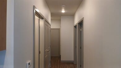 Building Photo - 10450 Methow Pl