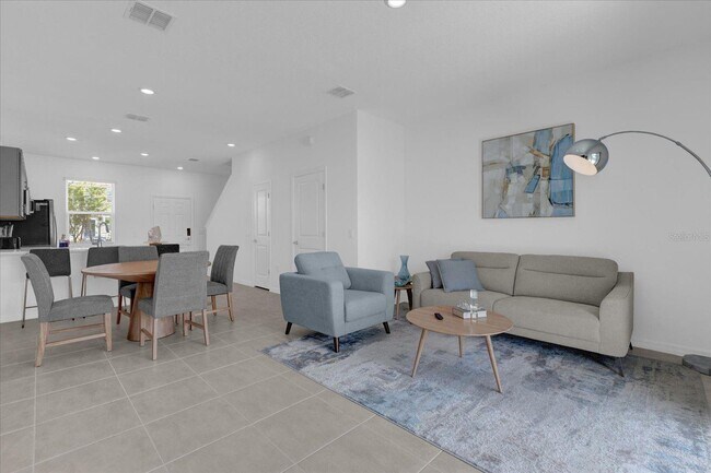 Building Photo - 3221 Skyline Lp