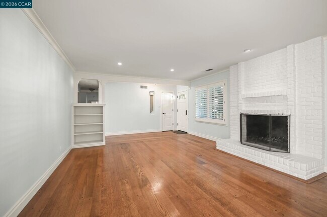 Foto del edificio - 161 La Serena Ave