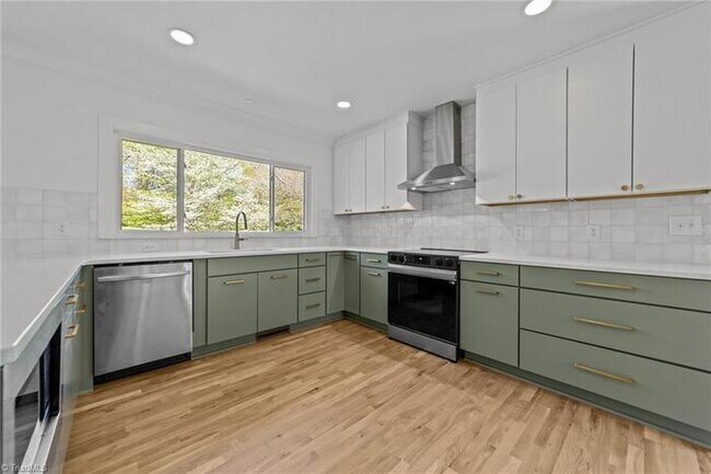Building Photo - Build Equity While Leasing - Lease and Own...