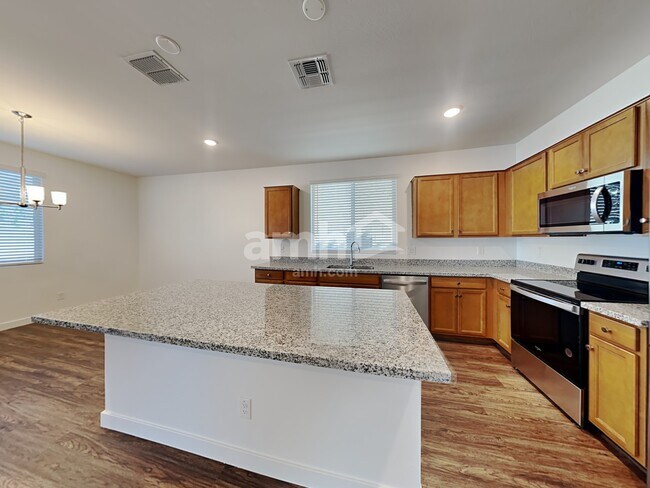 Building Photo - 10604 W Atlantis Wy