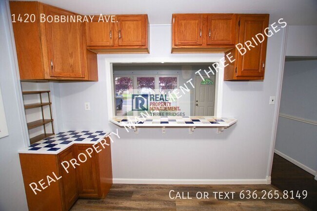 Foto del edificio - 1420 Bobbinray Ave