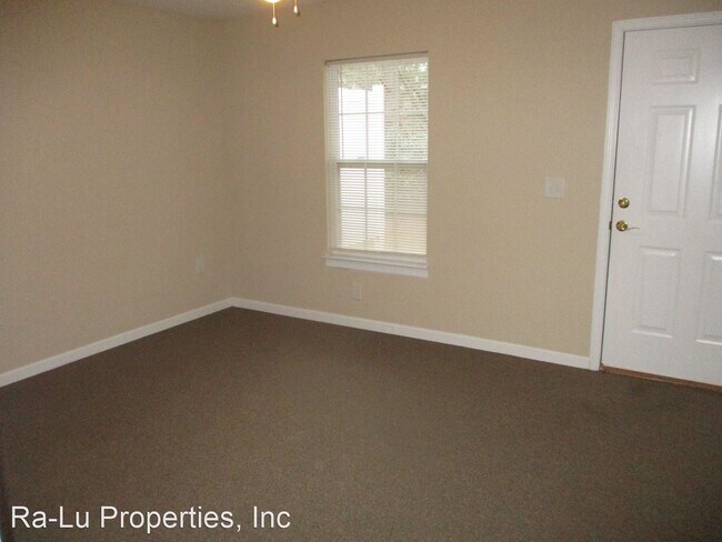 Building Photo - 2 br, 1 bath House - 598-B Piney Grove Rd