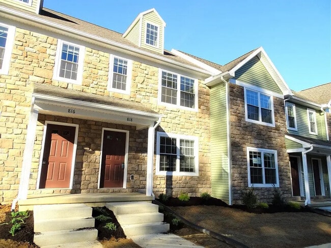 Building Photo - 818 Byler Cir