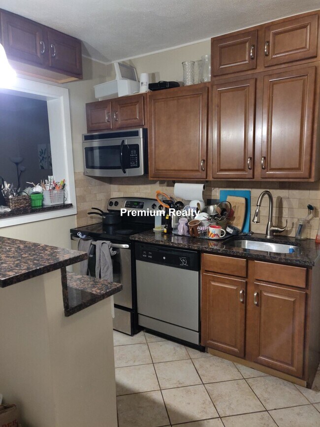 Foto del edificio - 583 Watertown St