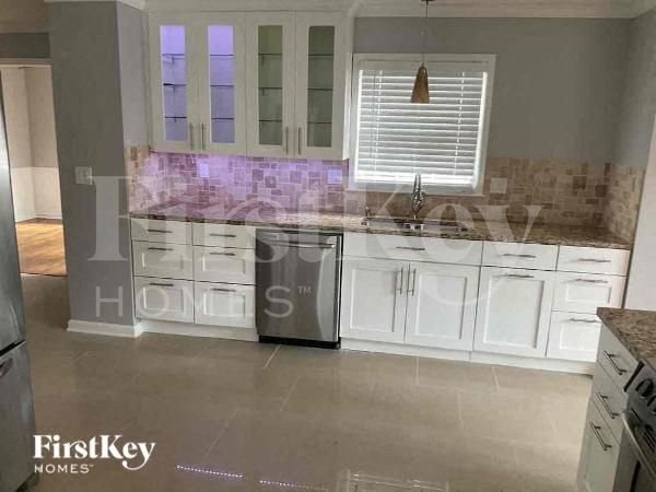 Foto del edificio - 2668 Allyn Way NW