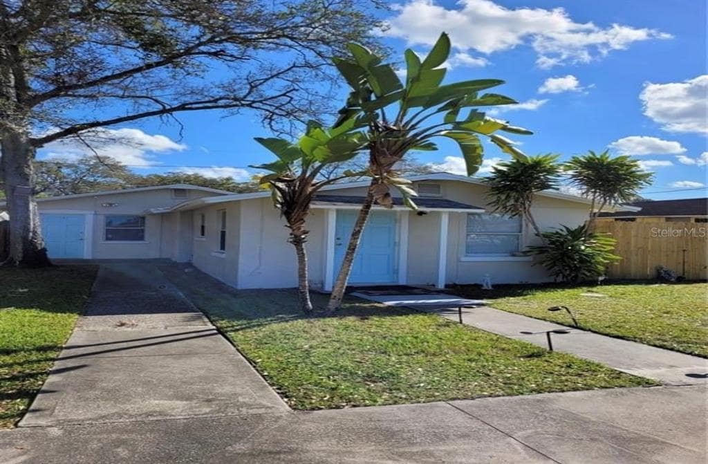 6299 31st St N, Saint Petersburg, FL 33702 Room for Rent in Saint