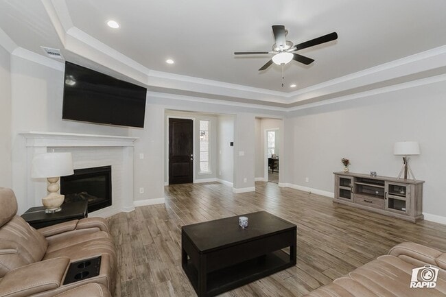 Building Photo - 1904 Lumina Dr