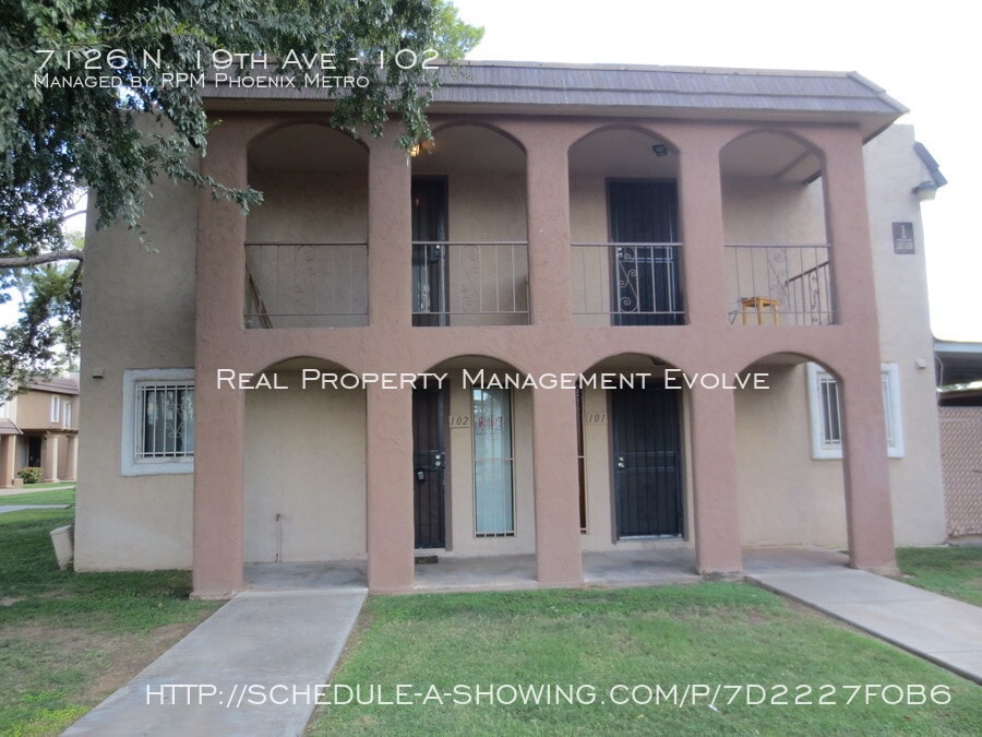 UPGRADED CENTRAL PHOENIX CONDO! Condo for Rent in Phoenix, AZ