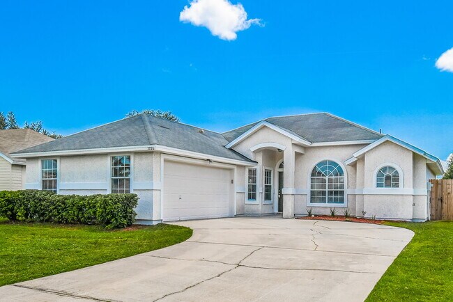 Building Photo - 3720 Arava Dr