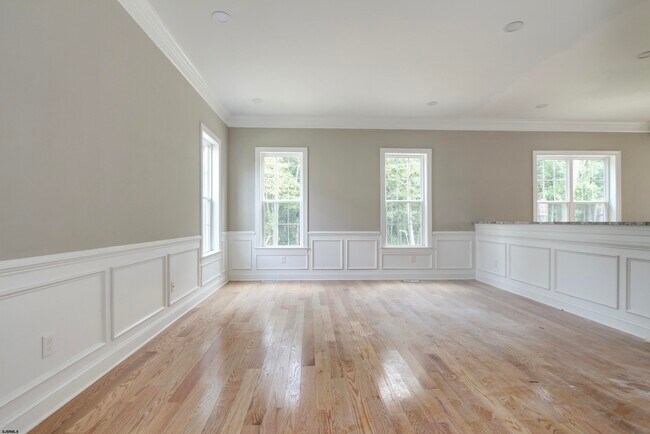 Foto del edificio - 438A Redwood Ave