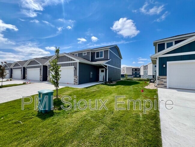 Foto del edificio - 5927 S Whisper Creek Pl