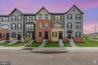 Building Photo - 1210 Rampart Dr