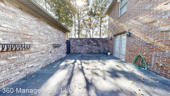 Building Photo - 3 br, 3.5 bath House - 1298 Gatewood Drive