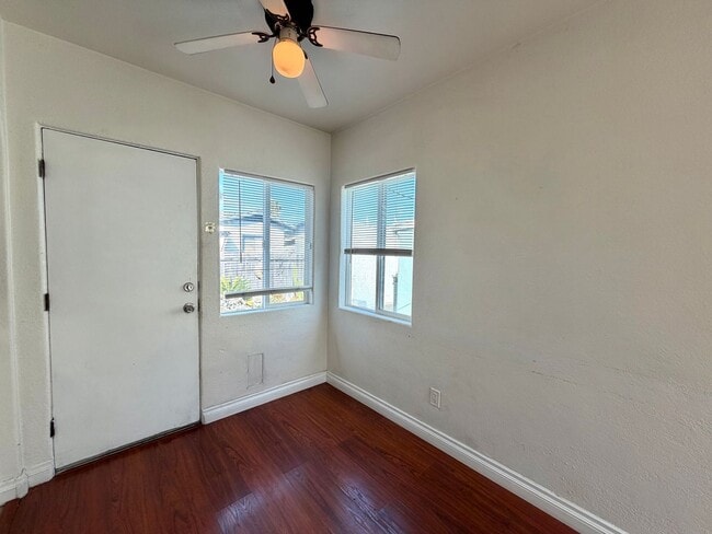 Building Photo - Now available 1bed/1bath unit in Normal Heights!