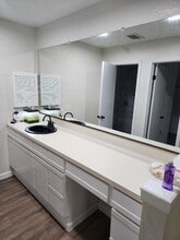 Building Photo - 711 Leicester Ln