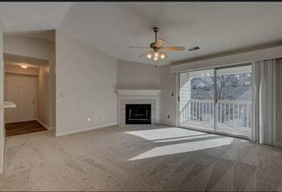 Building Photo - 230 Willowbrook Ct