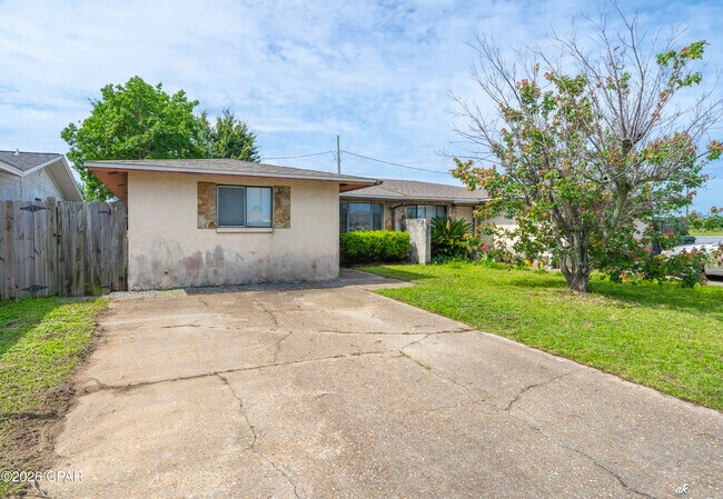 Building Photo - 1125 Bradley Cir