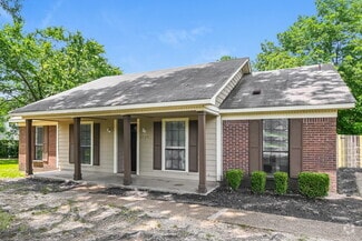 Building Photo - 6530 Castle View Cove